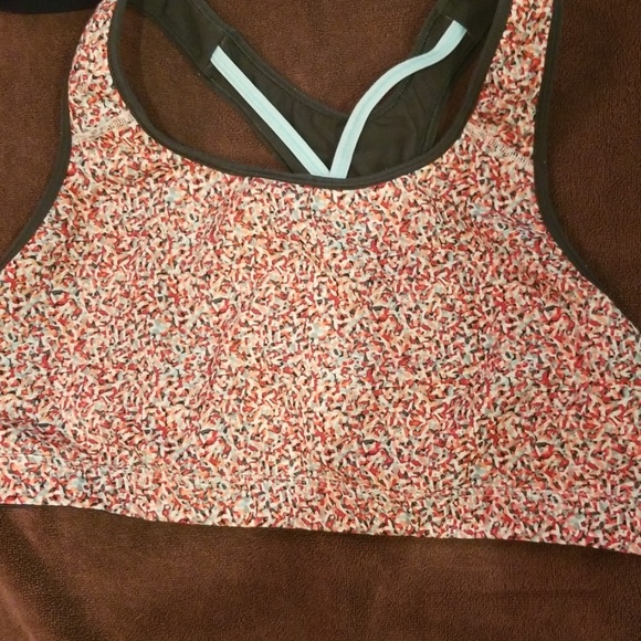 Old Navy Sports bras size XXL - Picture 2 of 4